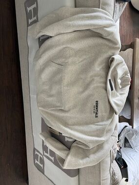 ESSENTIALS Men Cream Lightweight Pullover Hoodie